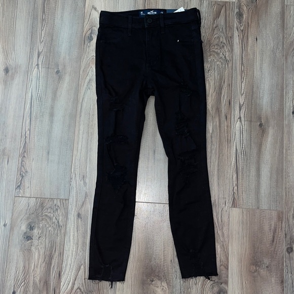 Hollister Black Ripped Jeans - Picture 1 of 5